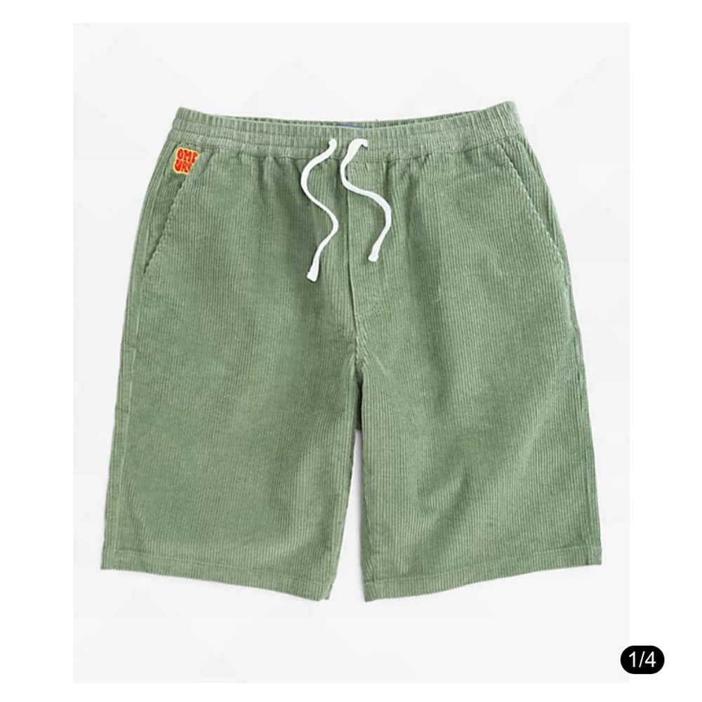 LEmpyre Elastic Waist Green Corduroy Skate Shorts size Medium
